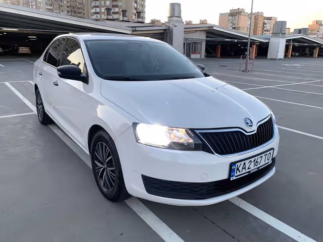 Skoda Rapid - фото 3