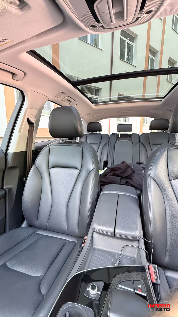 Audi Q7 - фото 46