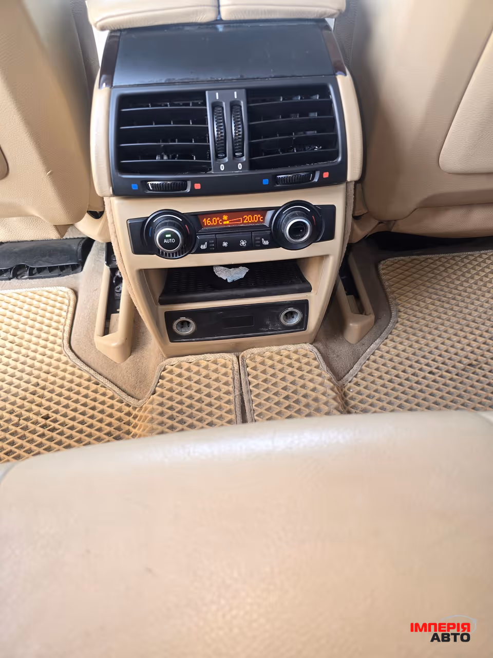 BMW X5 - фото 10