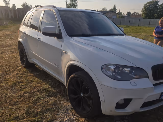 BMW X5 - фото 4