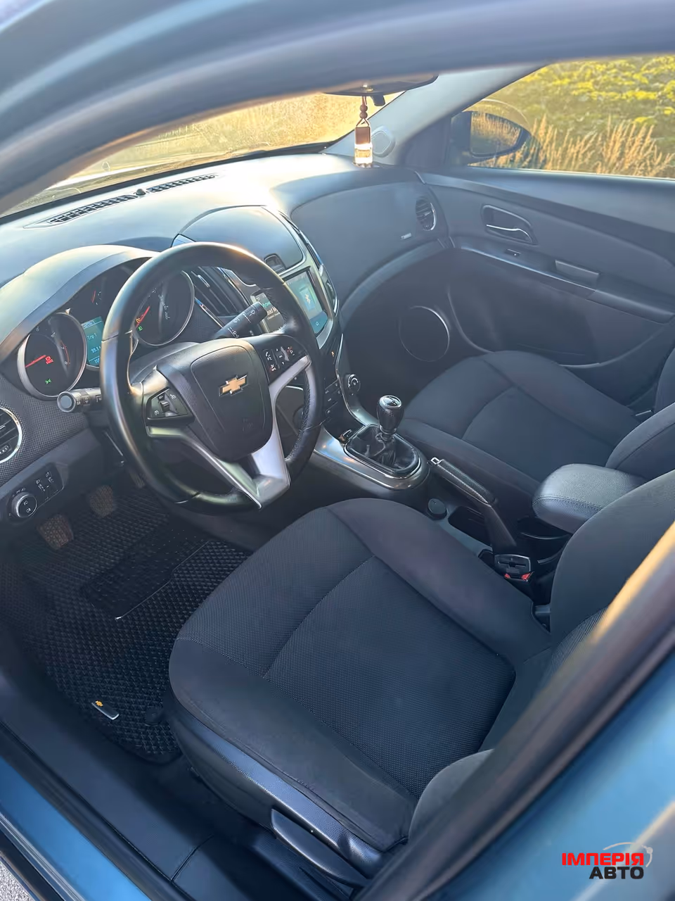 Chevrolet Cruze - фото 8