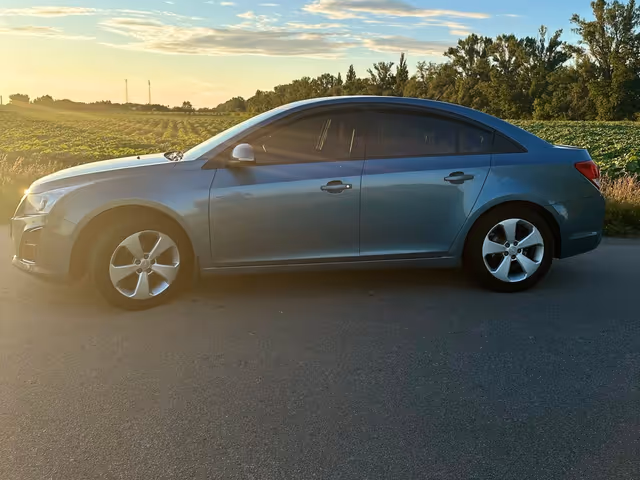 Chevrolet Cruze - фото 4