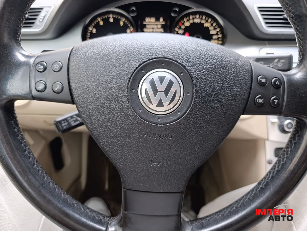 Volkswagen Passat CC - фото 14
