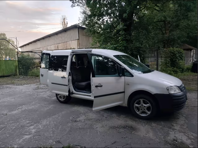 Volkswagen Caddy - фото 3
