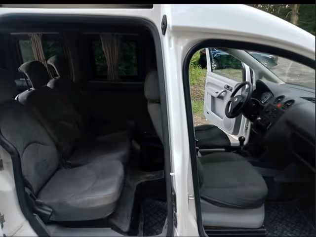 Volkswagen Caddy - фото 4