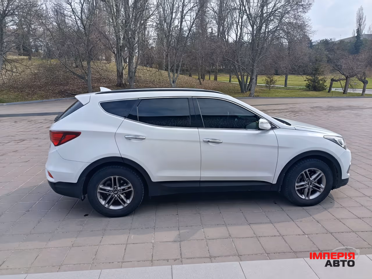 Hyundai Santa Fe - фото 3