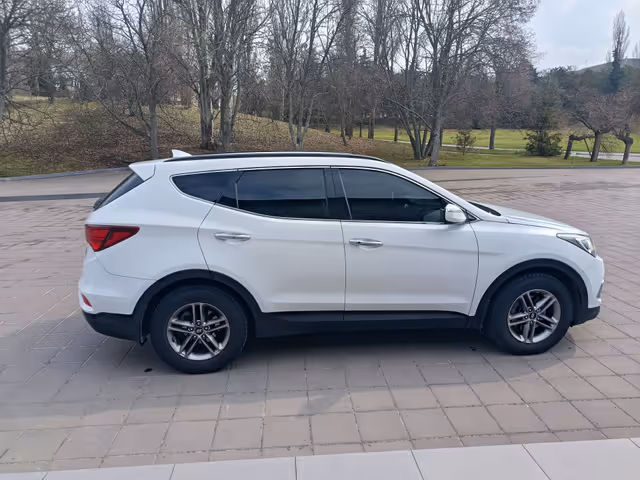 Hyundai Santa Fe - фото 3