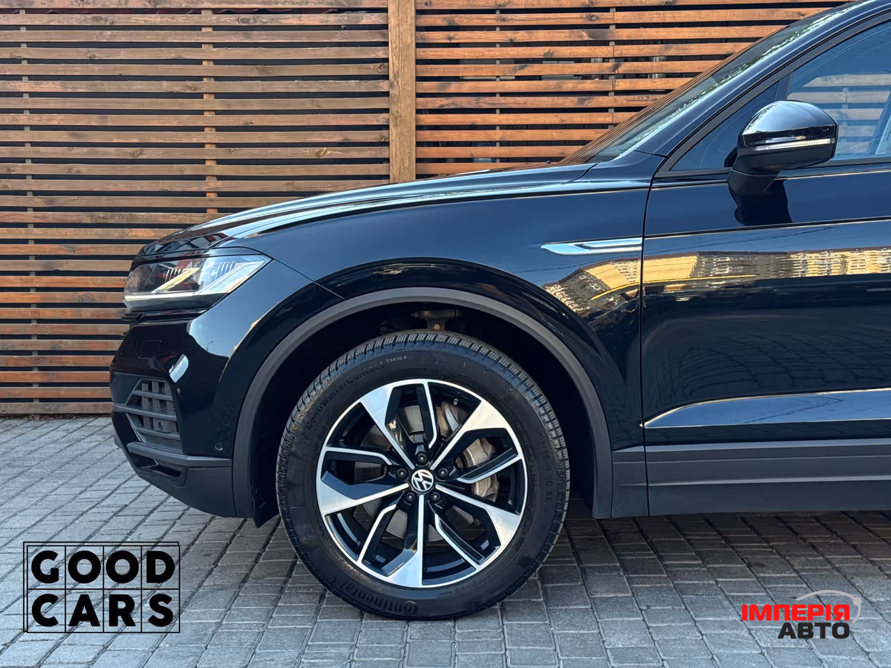 Volkswagen Touareg - фото 12