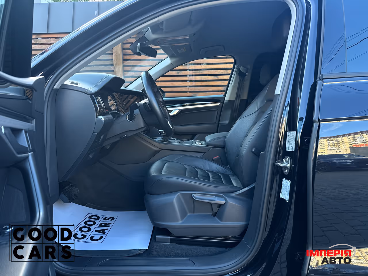 Volkswagen Touareg - фото 26