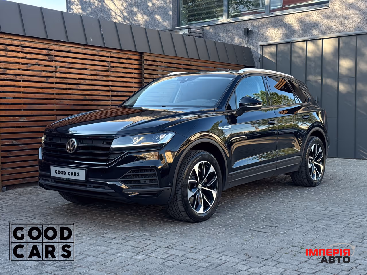 Volkswagen Touareg - фото 3