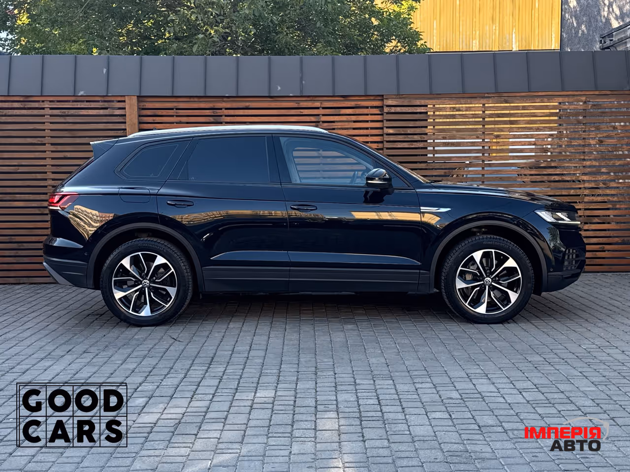 Volkswagen Touareg - фото 8