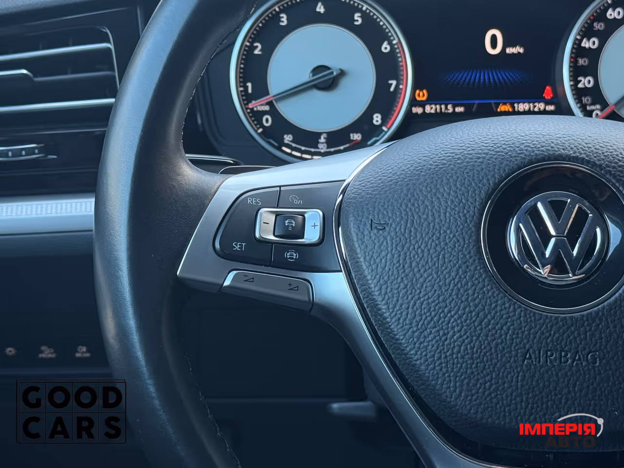 Volkswagen Touareg - фото 35