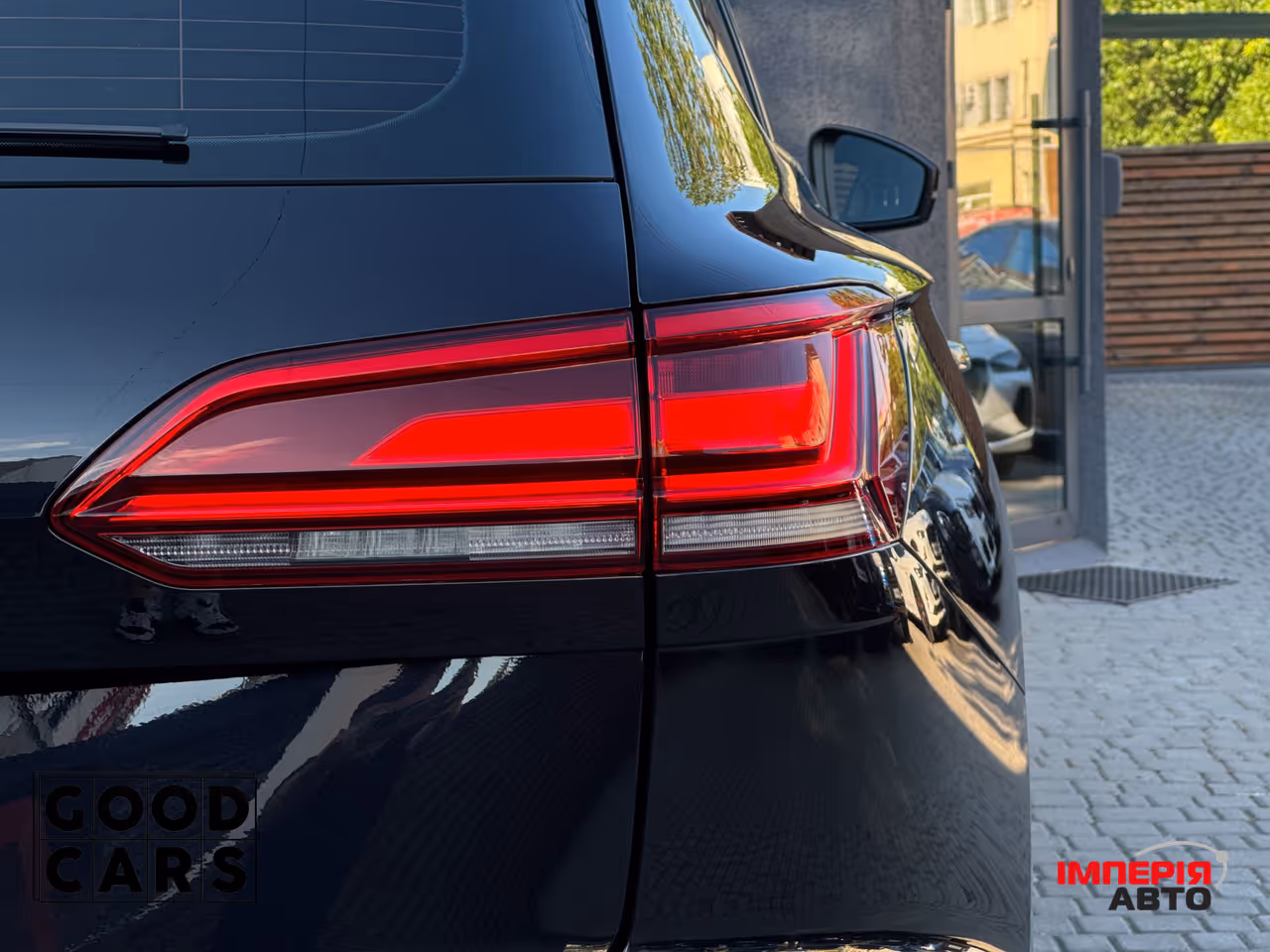 Volkswagen Touareg - фото 11