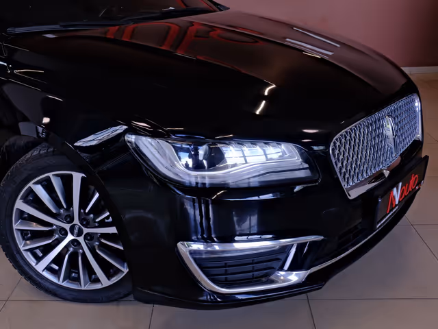Lincoln MKZ - фото 3