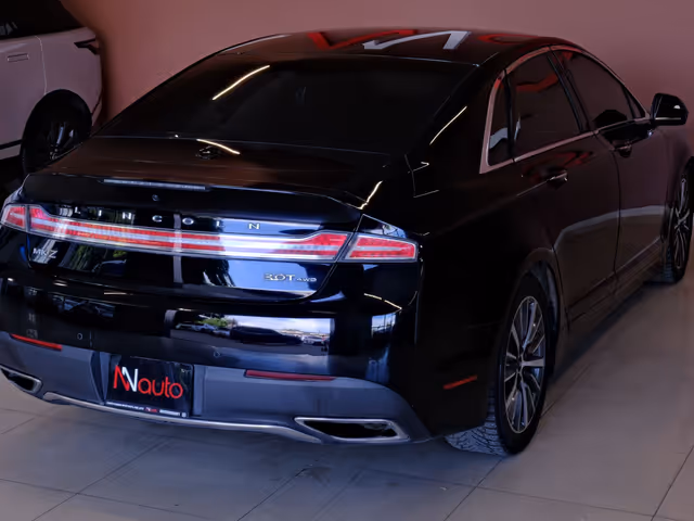 Lincoln MKZ - фото 5