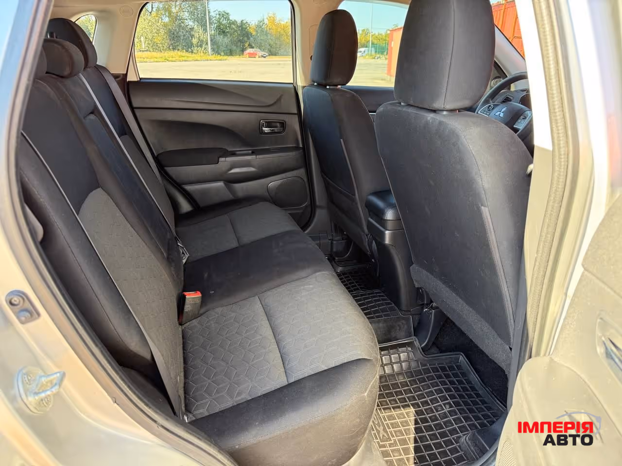 Mitsubishi Outlander Sport - фото 8