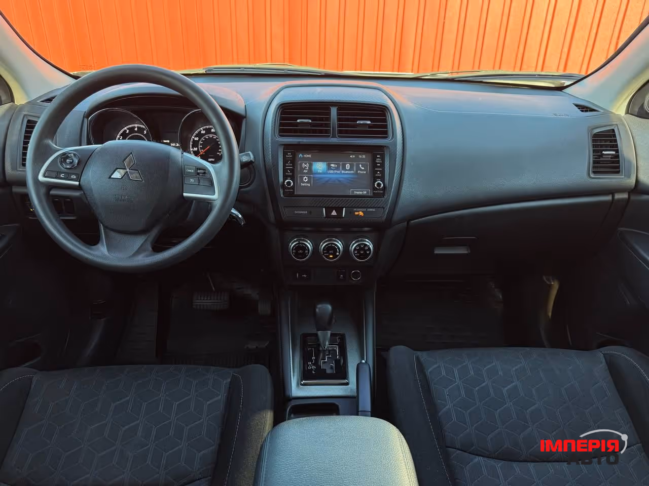 Mitsubishi Outlander Sport - фото 5