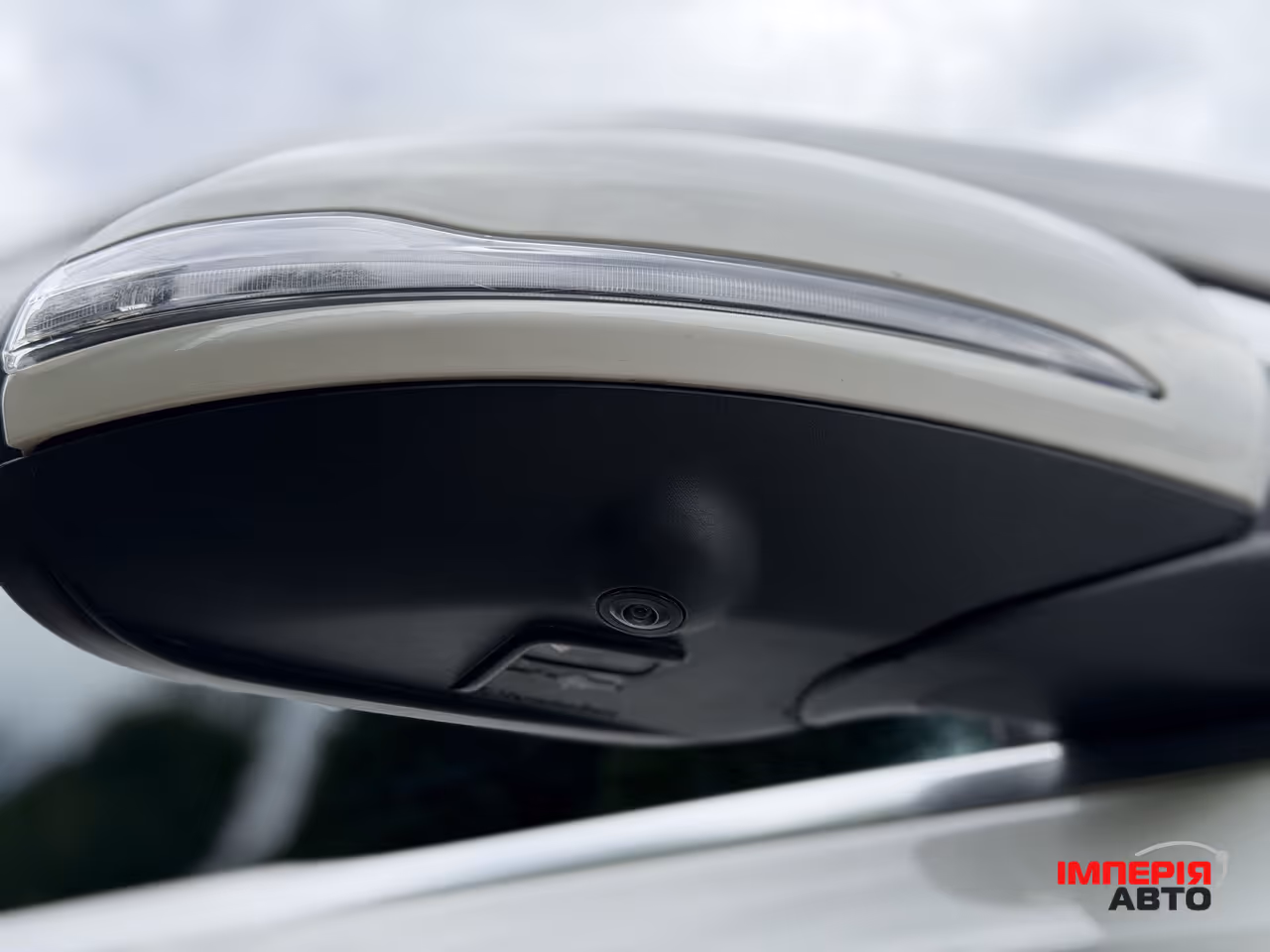 Mercedes-Benz EQB - фото 45