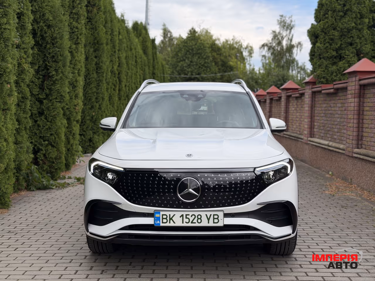 Mercedes-Benz EQB - фото 2