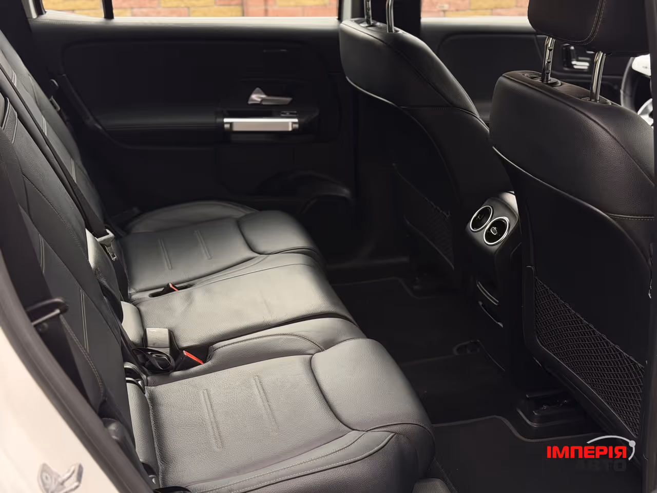 Mercedes-Benz EQB - фото 28