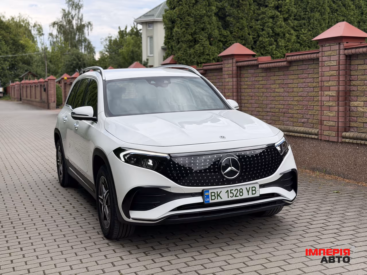 Mercedes-Benz EQB - фото 10