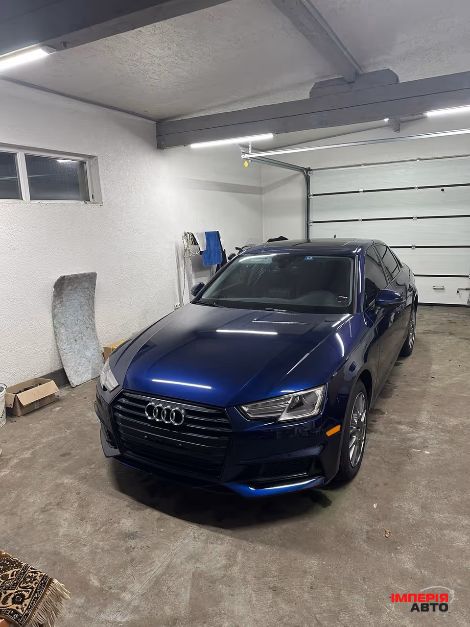 Audi A4 - фото 1
