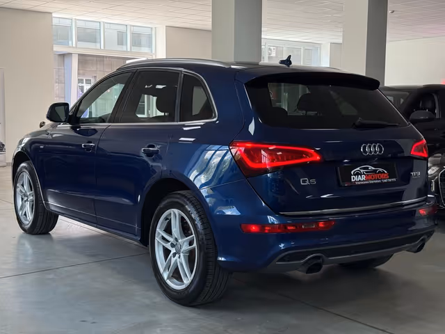 Audi Q5 - фото 3