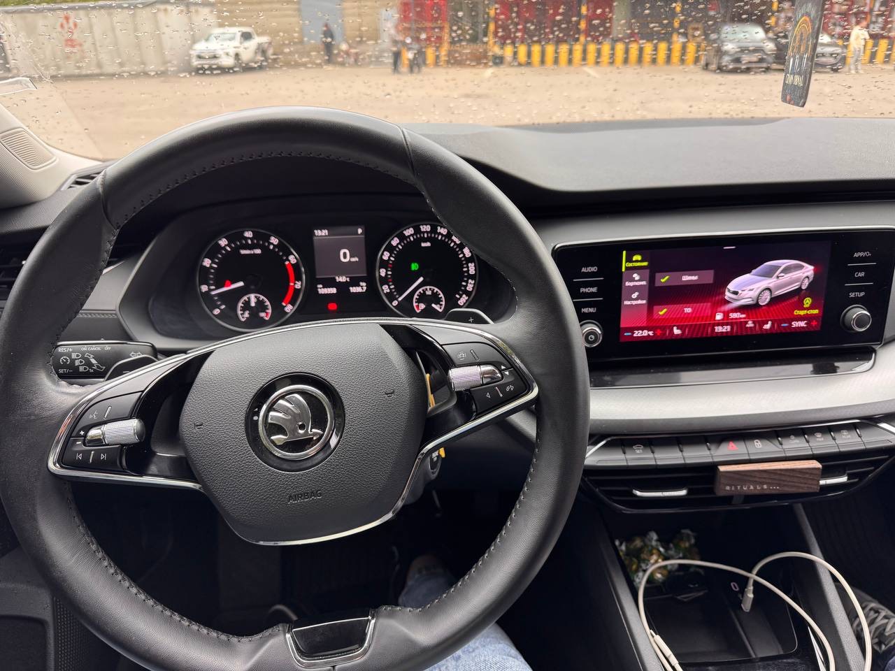 Skoda Octavia - фото 5