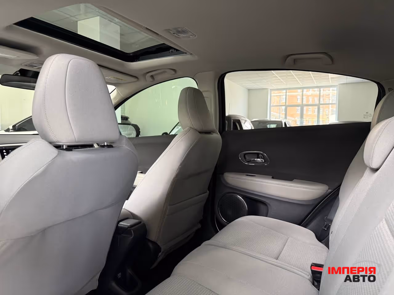 Honda HR-V - фото 6