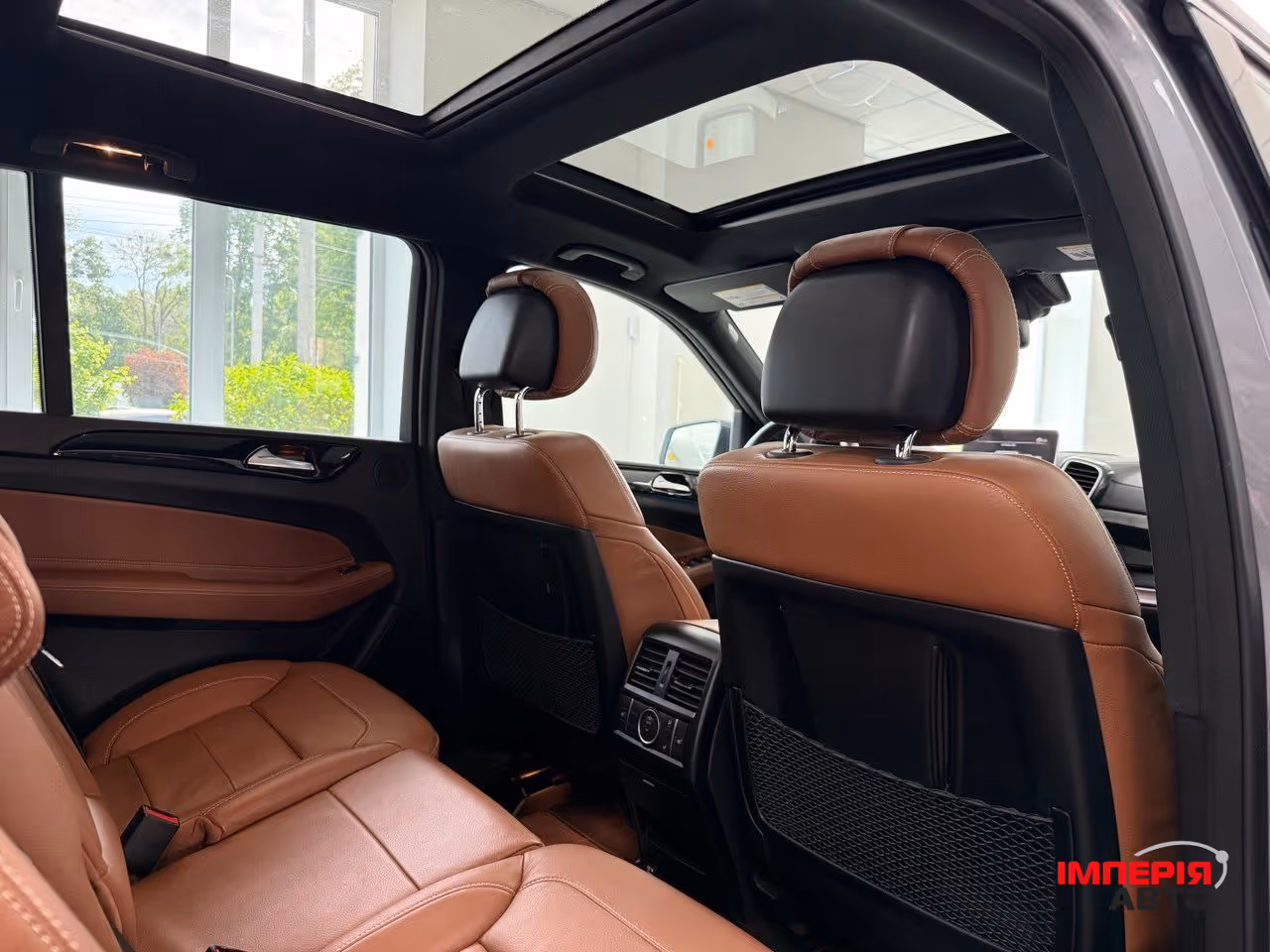 Mercedes-Benz GLS - фото 4