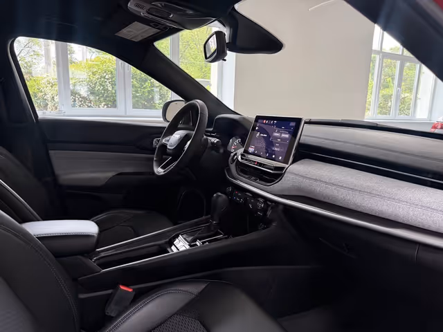 Jeep Compass - фото 5