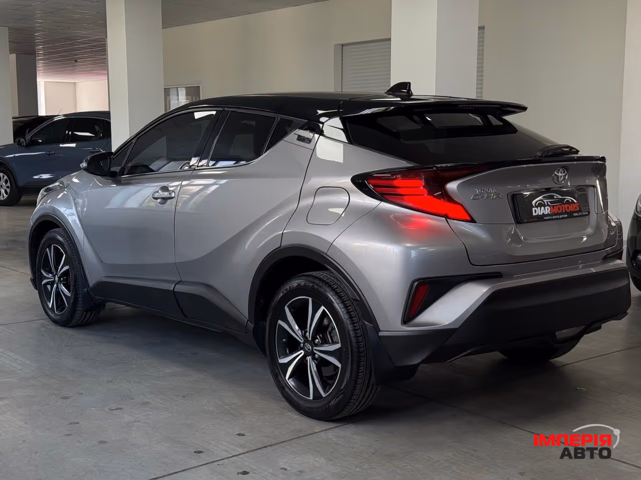 Toyota C-HR - фото 2