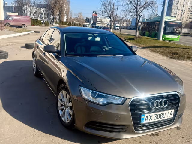 Audi A6 - фото 2