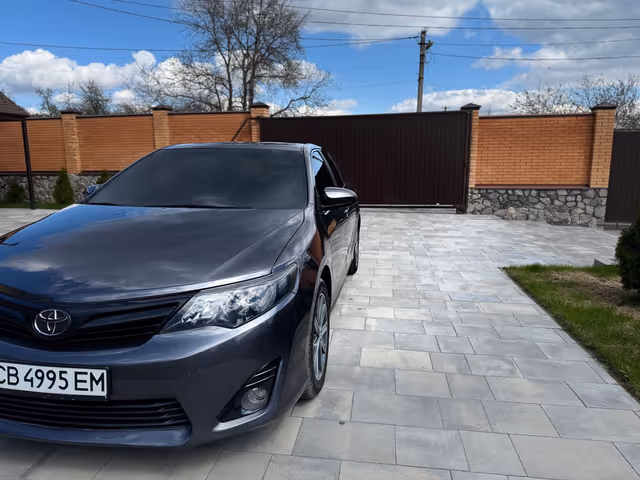 Toyota Camry - зображення 1