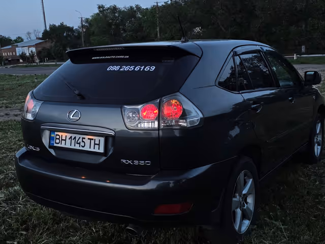 Lexus RX - фото 3