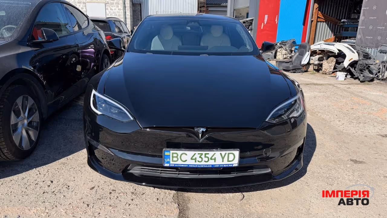 Tesla Model S - фото 9