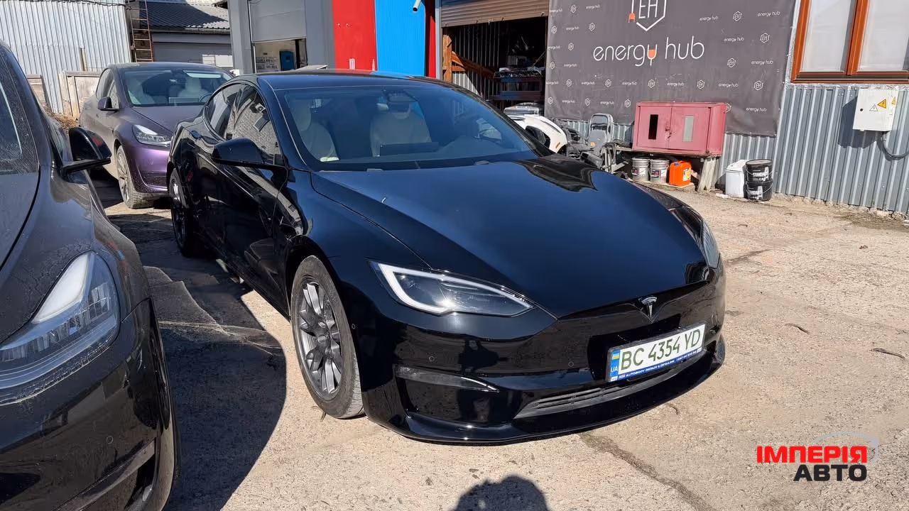 Tesla Model S - фото 10