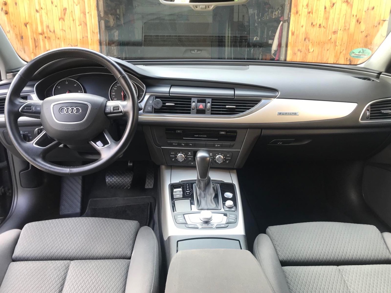 Audi A6 - фото 7