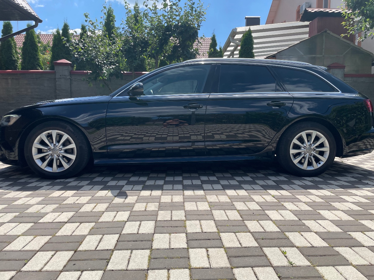 Audi A6 - фото 13