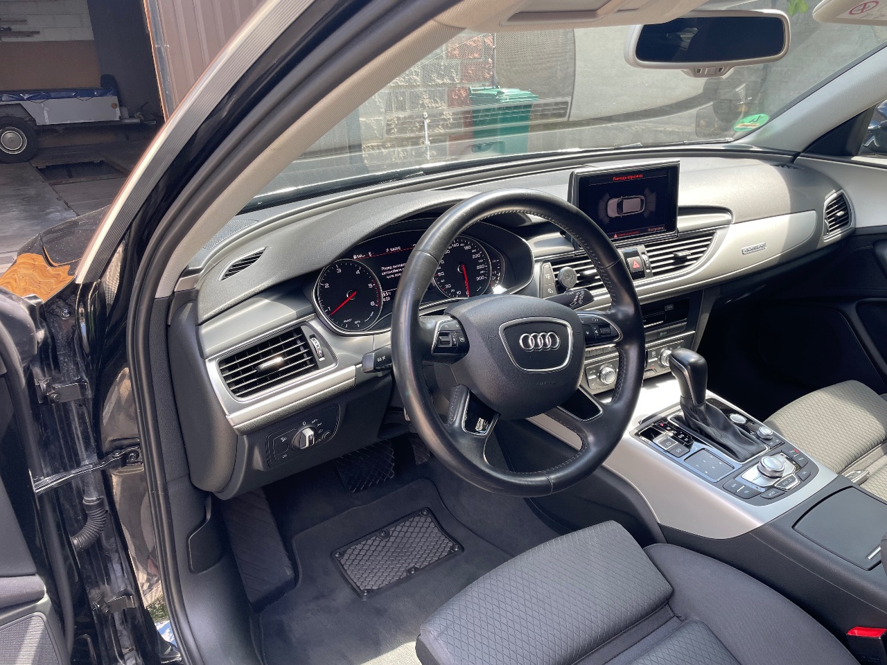 Audi A6 - фото 15