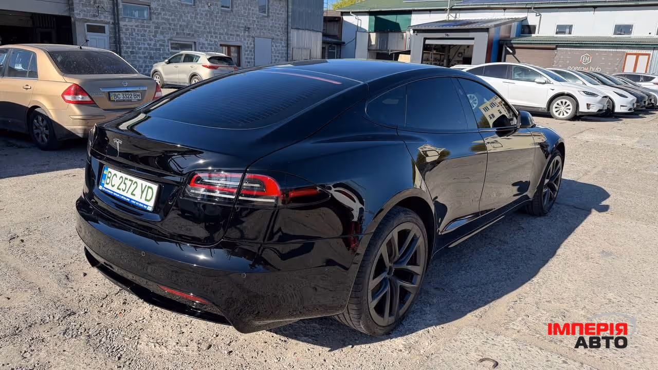 Tesla Model S - фото 5