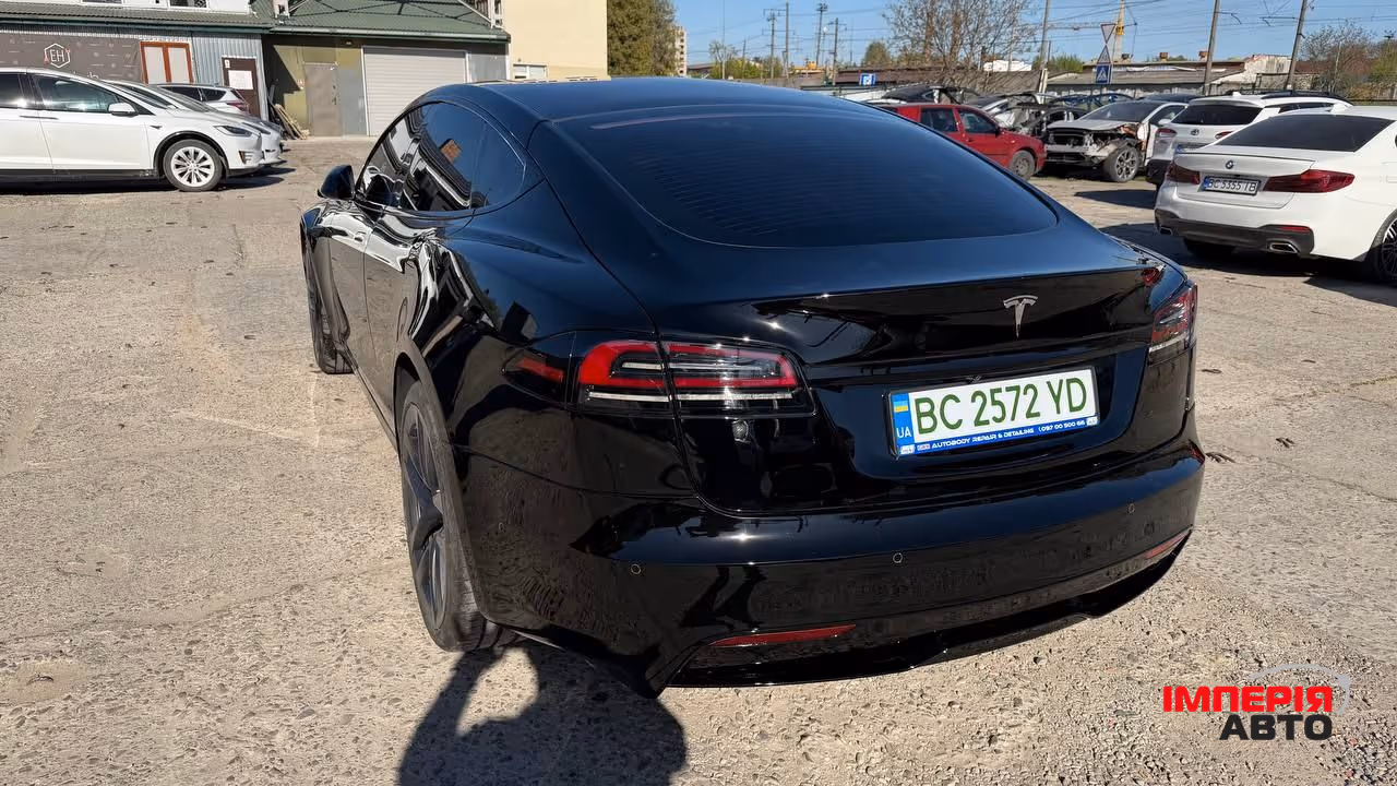Tesla Model S - фото 3