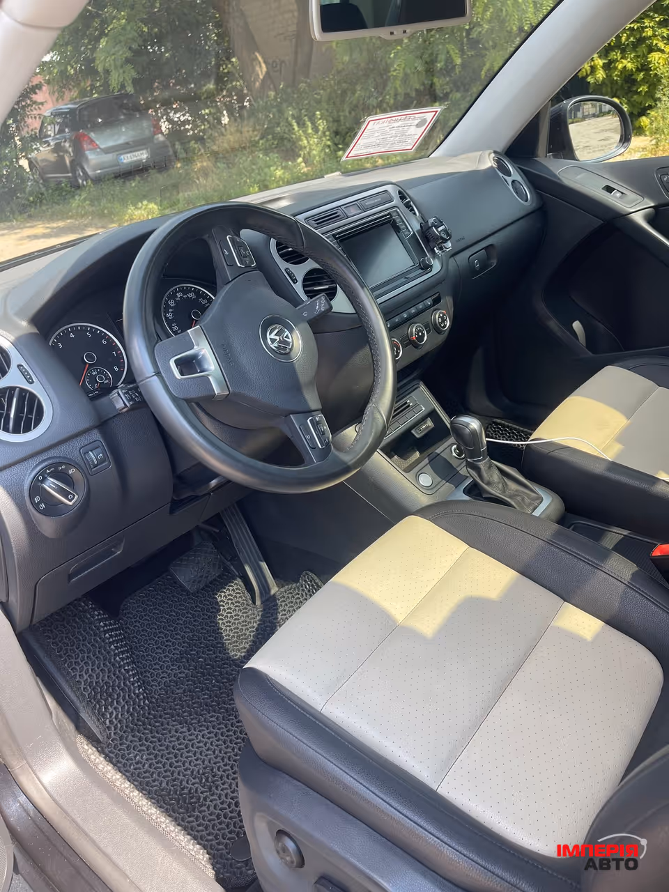 Volkswagen Tiguan - фото 10