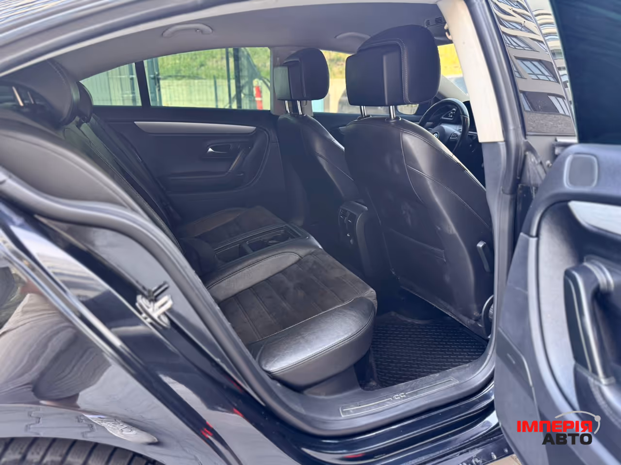 Volkswagen Passat CC - фото 10