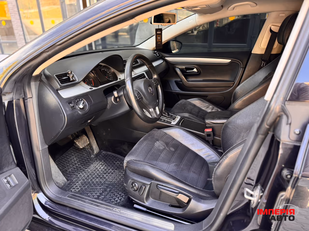 Volkswagen Passat CC - фото 6