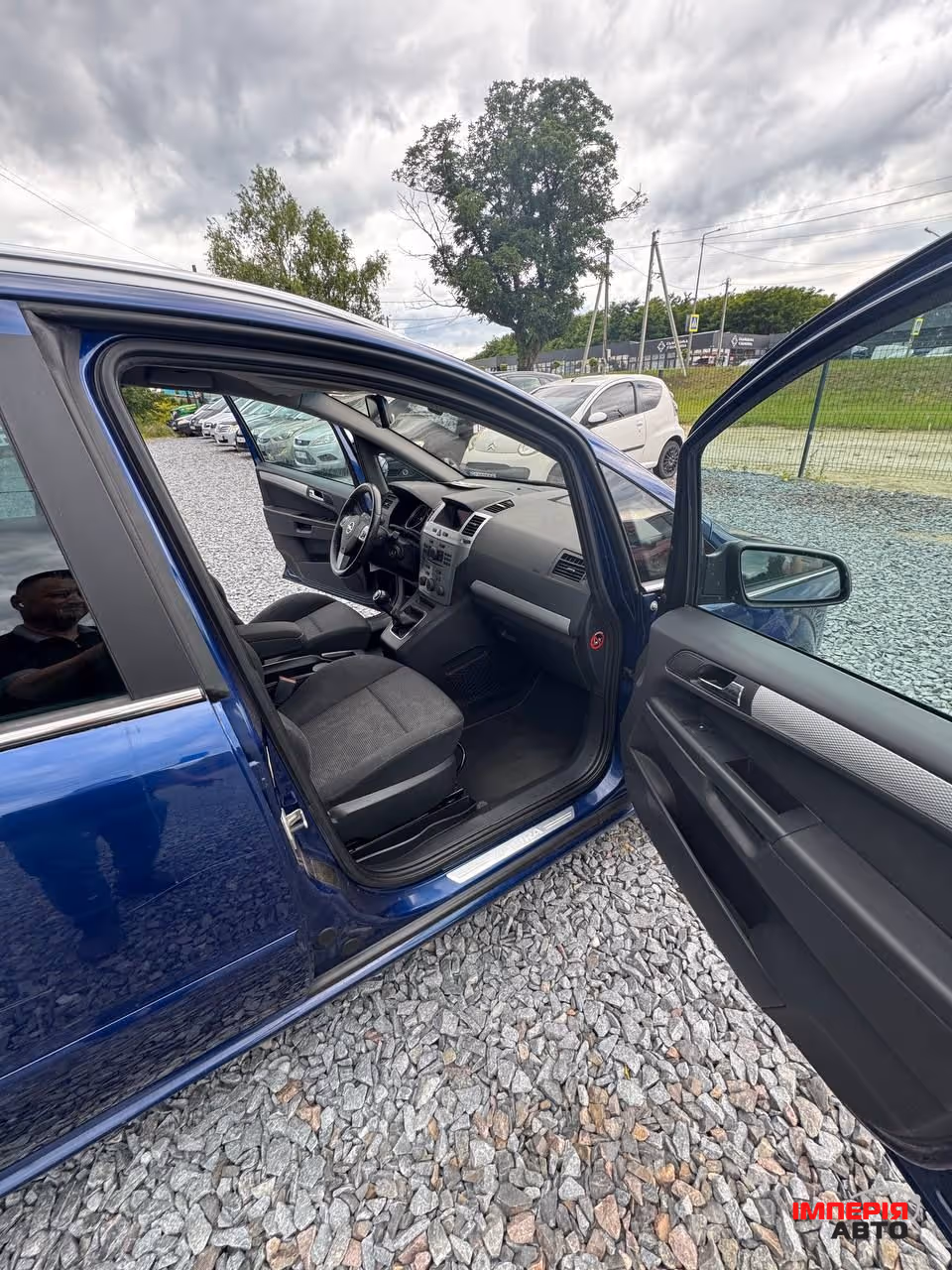 Opel Zafira - фото 30