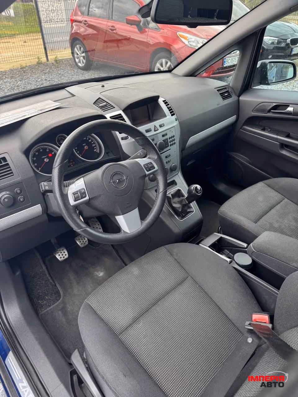 Opel Zafira - фото 22