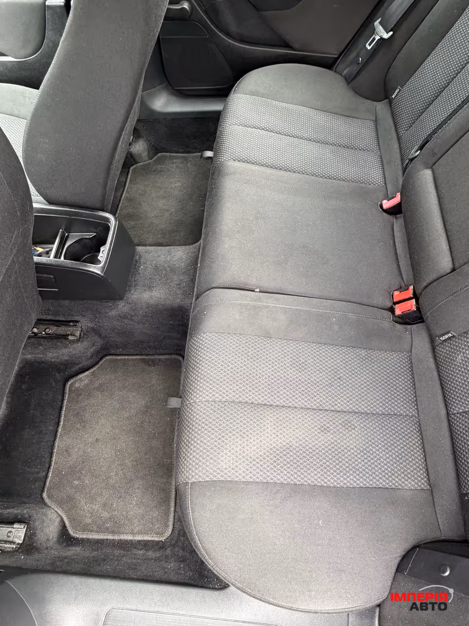Volkswagen Passat - фото 17