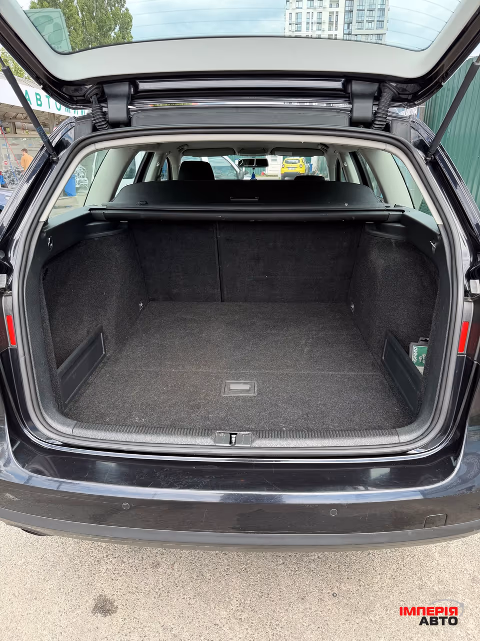Volkswagen Passat - фото 16