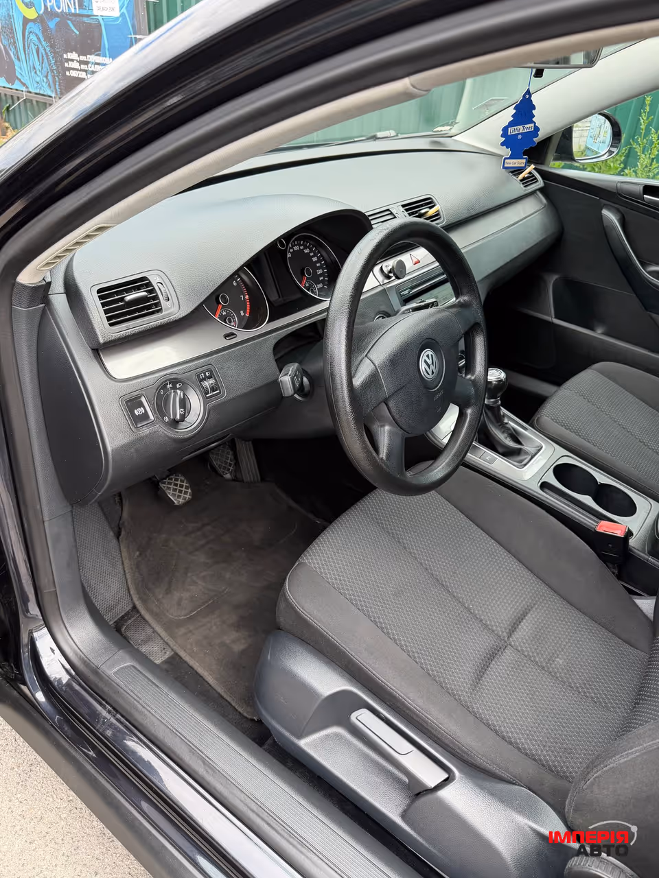 Volkswagen Passat - фото 24